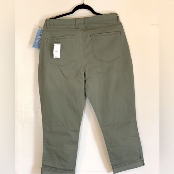 Lee Platinum Cropped Pants Palm Leaf Green Stretch Sz 14 NWT Gorgeous - Picture 6 of 6